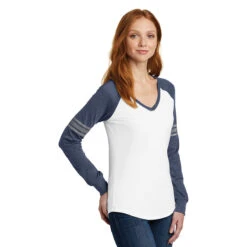 District Women's White/Heathered Navy/Silver Game Long Sleeve V-Neck Tee -Sportswear Shop DM477 White Heathered Navy Silver HTS